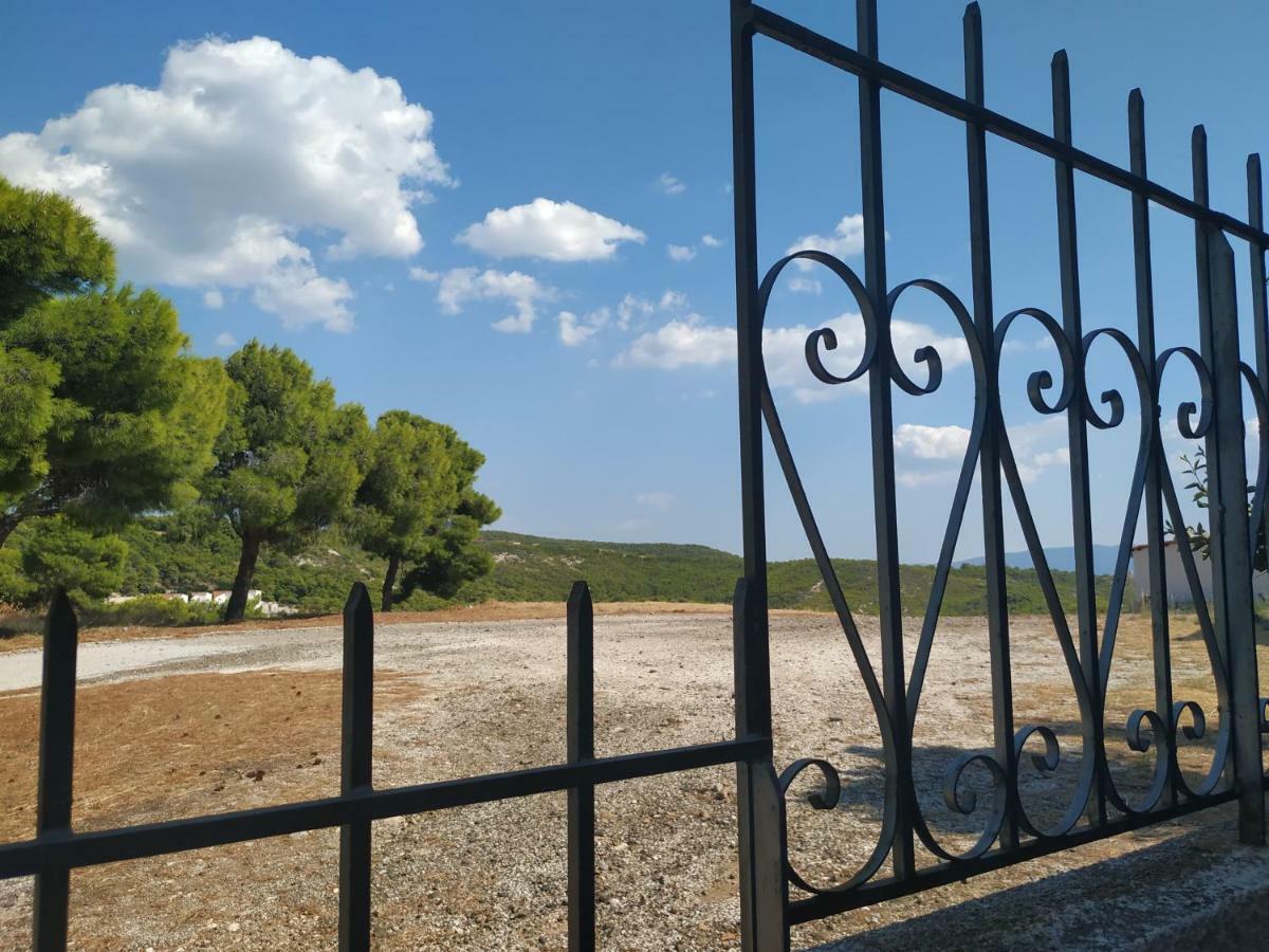 Harmonic Place Loutraki Экстерьер фото